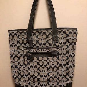 Coach Signature Canvas Tote. Black Gray